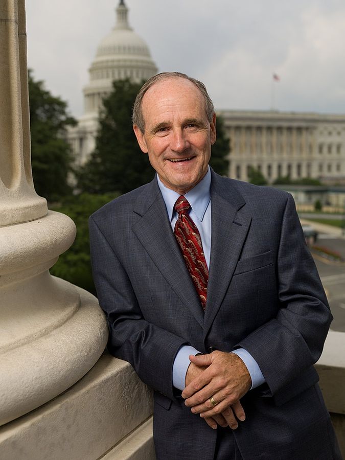 Portrait photo of United States Senator James Risch (Republican, Idaho)
